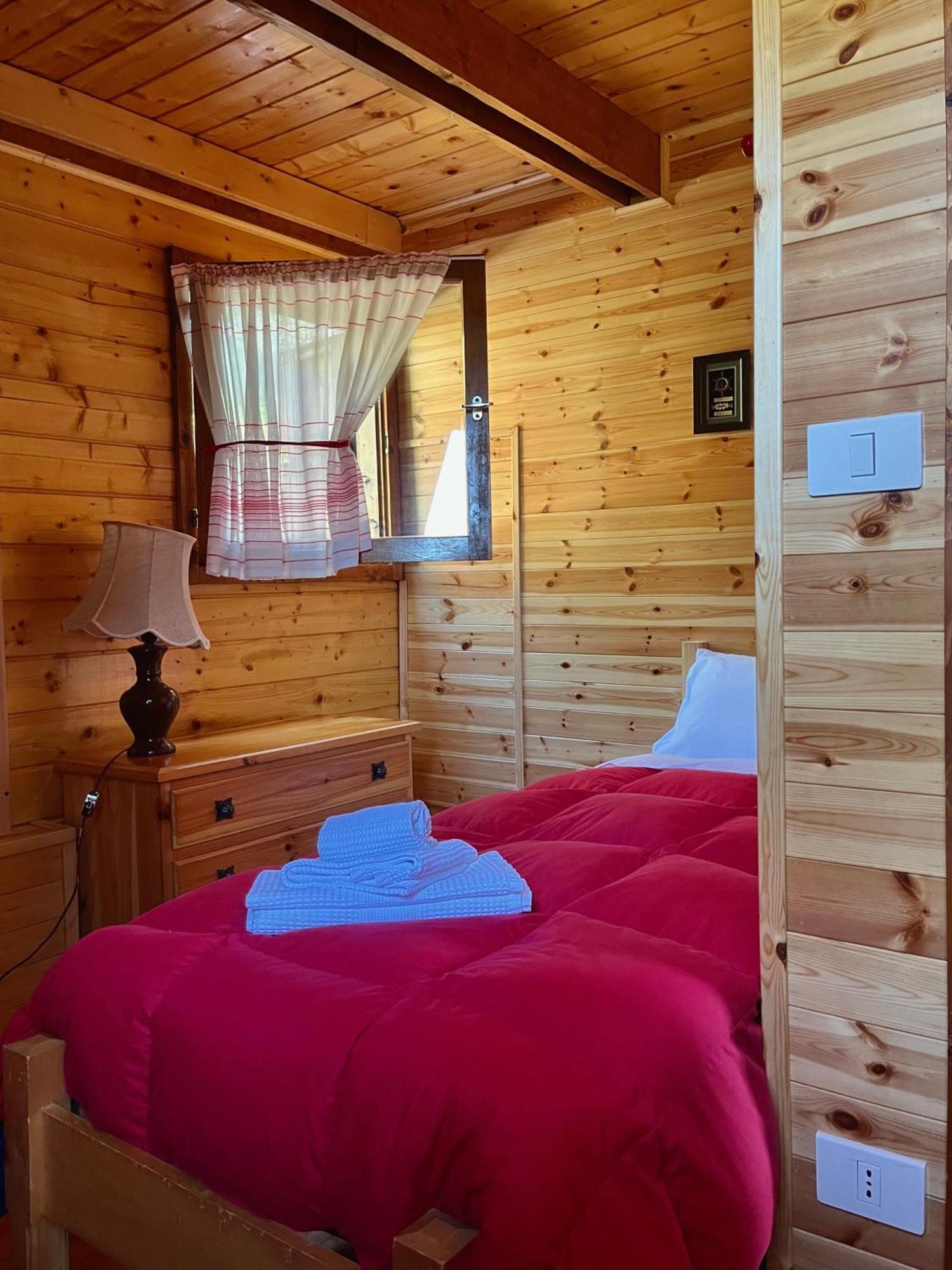 Chalet Natura La Taverna Dei 3 Porcellini Cavaliere  Zewnętrze zdjęcie