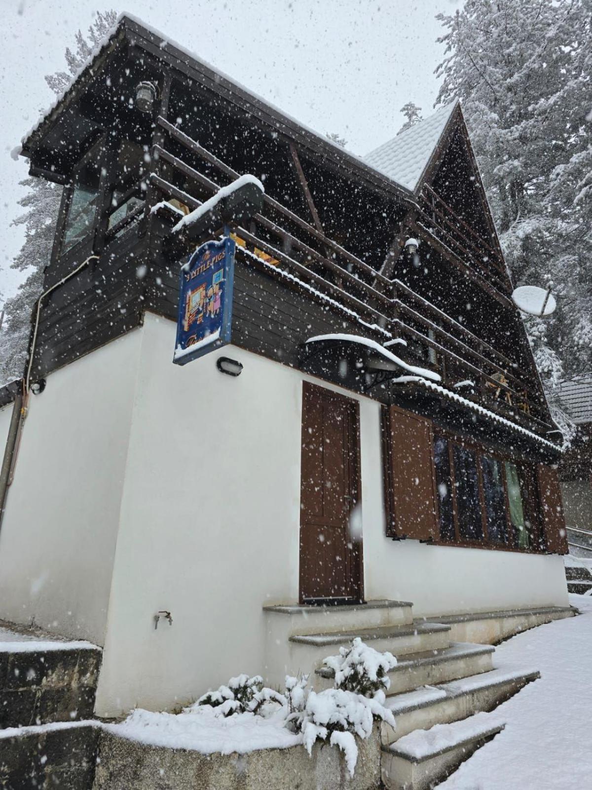 Chalet Natura La Taverna Dei 3 Porcellini Cavaliere  Zewnętrze zdjęcie